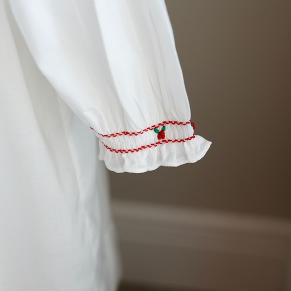 Strasburg Dress Smocked Long Sleeve Bishop White Red Holly Embroidery NWOT - Picture 4 of 6